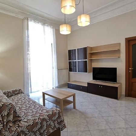Апартаменты Casa In Centro Вентимилья Экстерьер фото